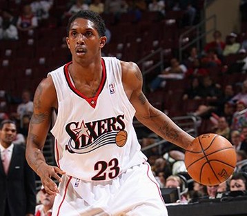 皮球意外地 皮球意外地